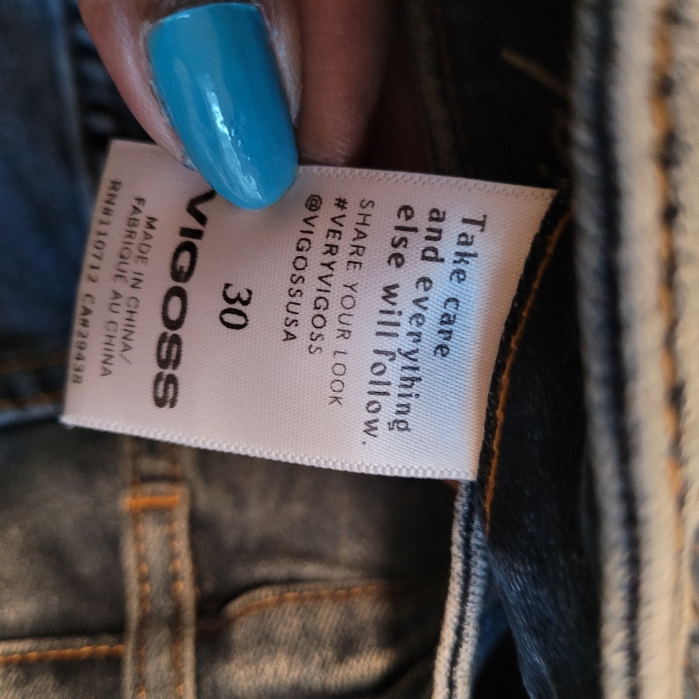Vigoss Jagger Mid rise distressed skinny blue jeans. Size 30. - Picture 3 of 11